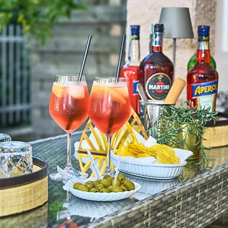 Lucia 2* 贝拉里亚-伊贾马里纳