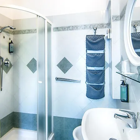 Lucia 酒店 贝拉里亚-伊贾马里纳