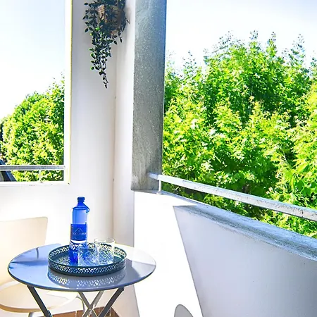 Lucia 贝拉里亚-伊贾马里纳