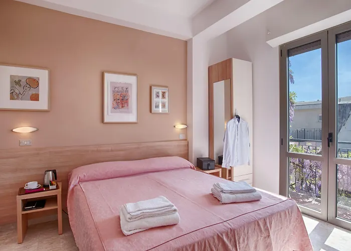 Lucia 2* Bellaria – Igea Marina